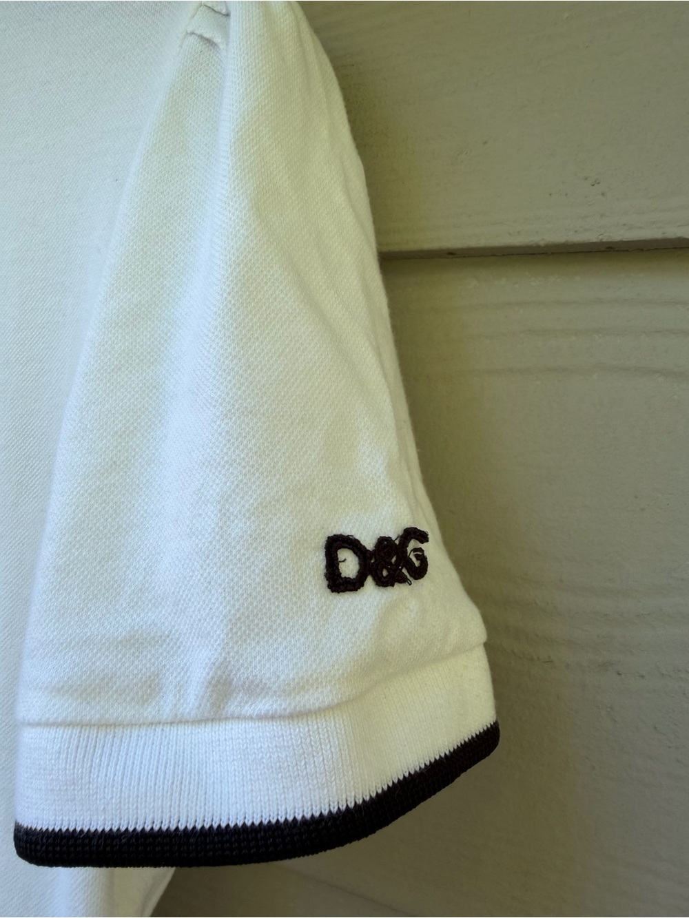 Dolce & Gabbana D&G White Black Trim Ruffle Polo Top Rhinestone Buttons Cotton - Picture 3 of 15